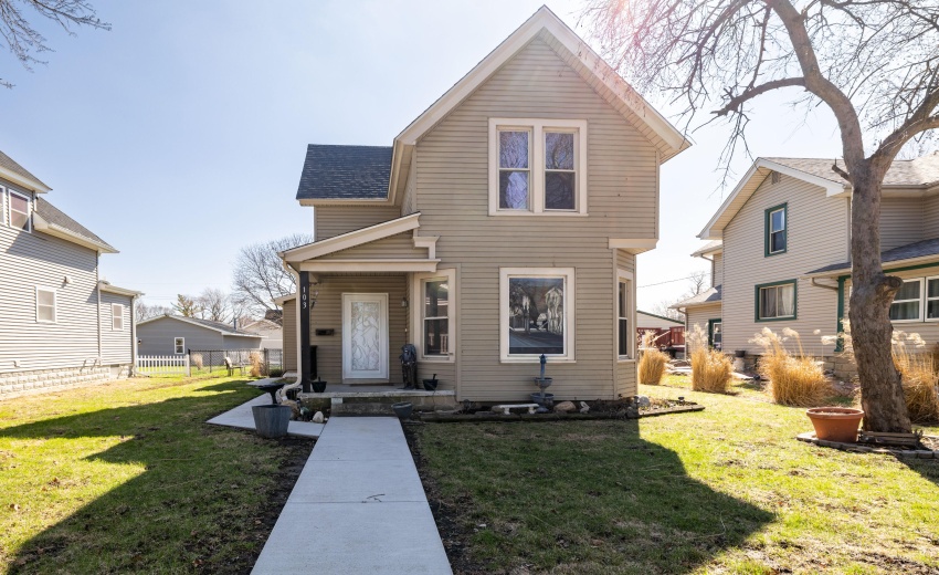 103 W Lincoln Kentland-20