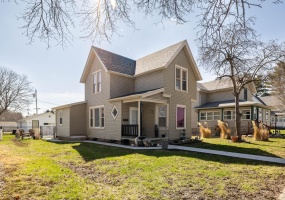 103 Lincoln Street, Kentland, Indiana, 2 Bedrooms Bedrooms, 7 Rooms Rooms,1 BathroomBathrooms,Residential,For Sale,Lincoln,NRA835561 103 Lincoln Street, Kentland, Indiana, 2 Bedrooms Bedrooms, 7 Rooms Rooms,1 BathroomBathrooms,Residential,For Sale,Lincoln,NRA835561