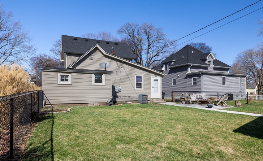 103 W Lincoln Kentland-26