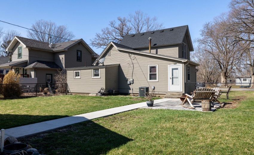 103 W Lincoln Kentland-25