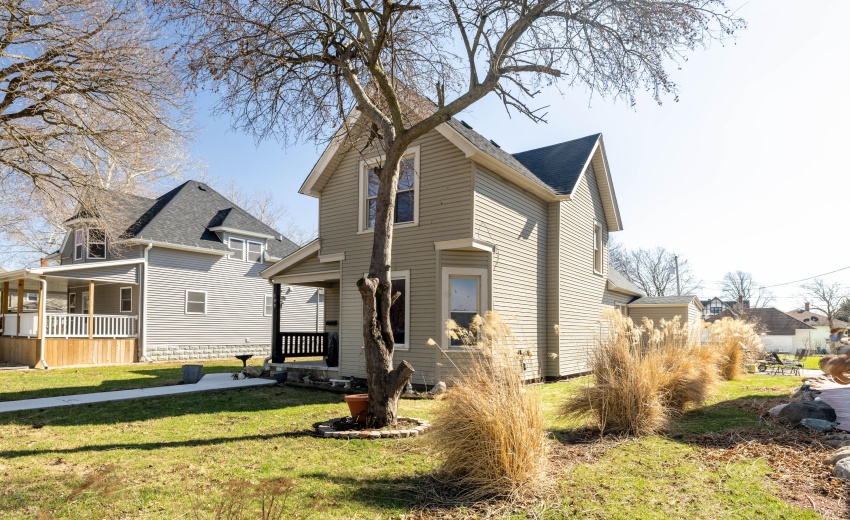 103 W Lincoln Kentland-22