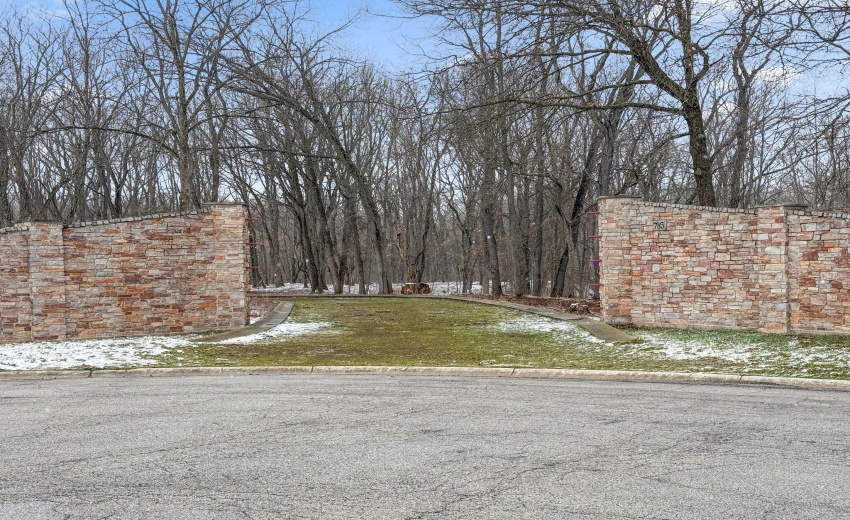 1-web-or-mls-Photo Mar 16 2026, 12 40 12