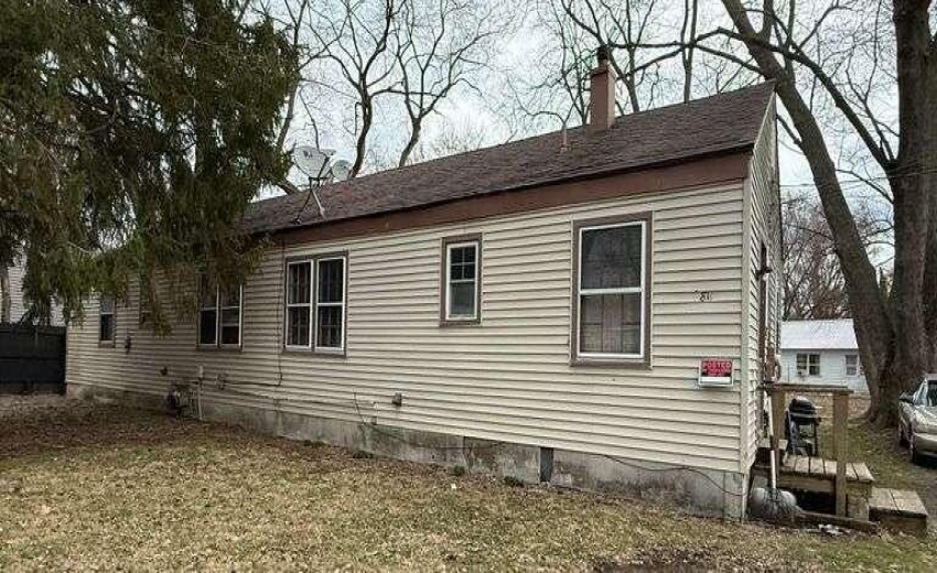 809 Kingsport Lane photo one