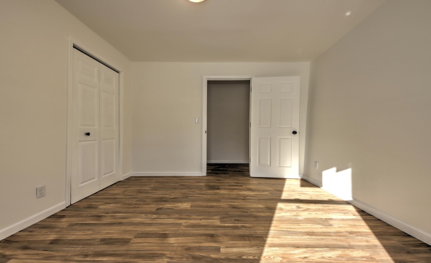 IMG_5865_66_67_68_69_70Interior 3