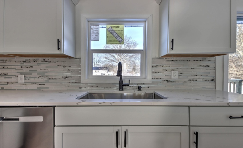 IMG_5853_4_5_6_7_8Interior 3