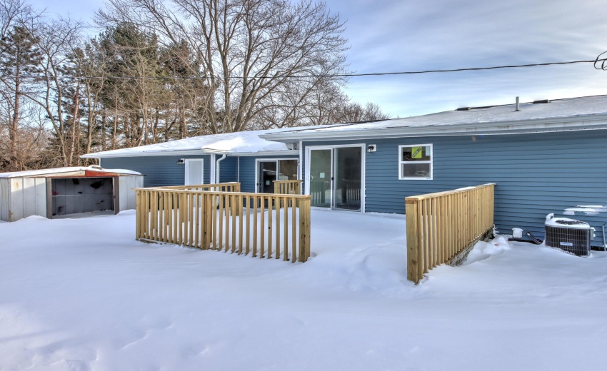 IMG_5967_68_69_70_71_72Interior 3