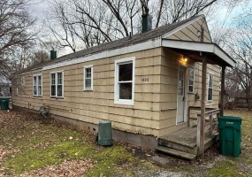 1403 Federal Avenue, La Porte, Indiana, 4 Bedrooms Bedrooms, 8 Rooms Rooms,2 BathroomsBathrooms,Residential,For Sale,Federal,NRA835577