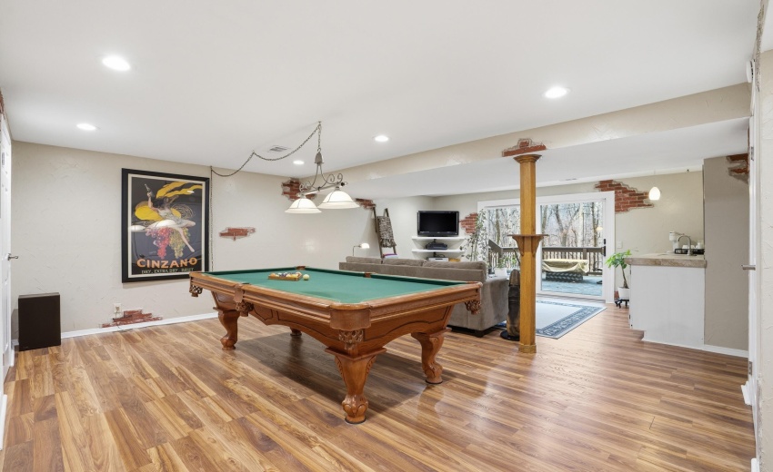 shorewood%20forest-176