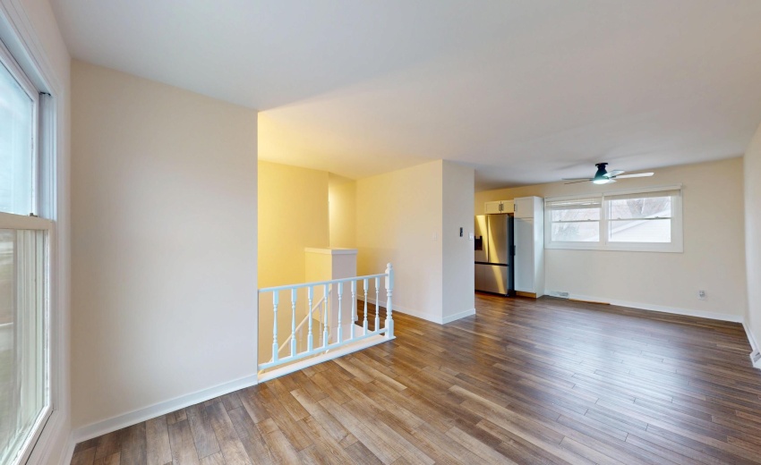 317-Redpath-Ave-03132026_204814