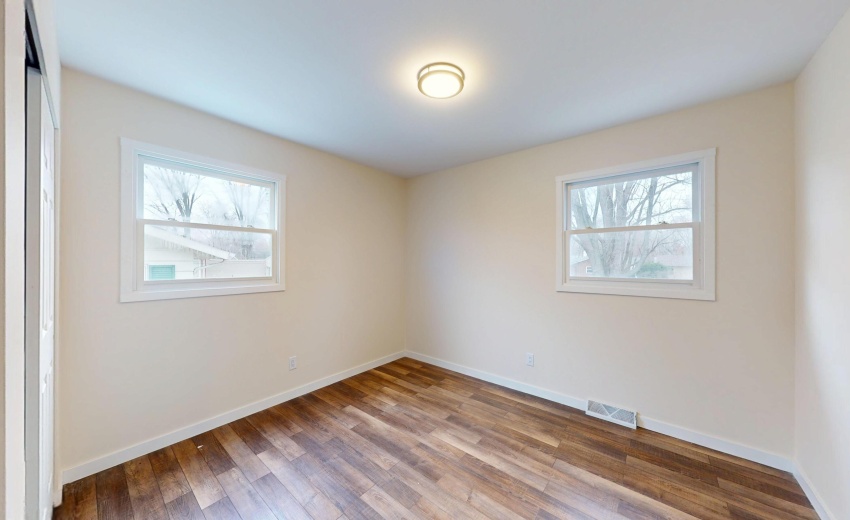 317-Redpath-Ave-03132026_205228