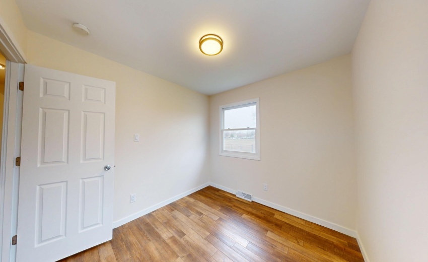 317-Redpath-Ave-03132026_205442