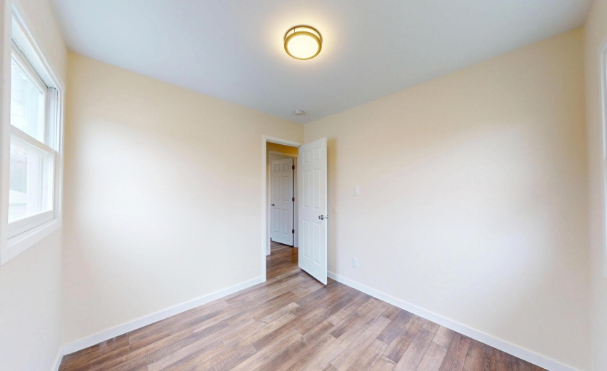 317-Redpath-Ave-03132026_205504