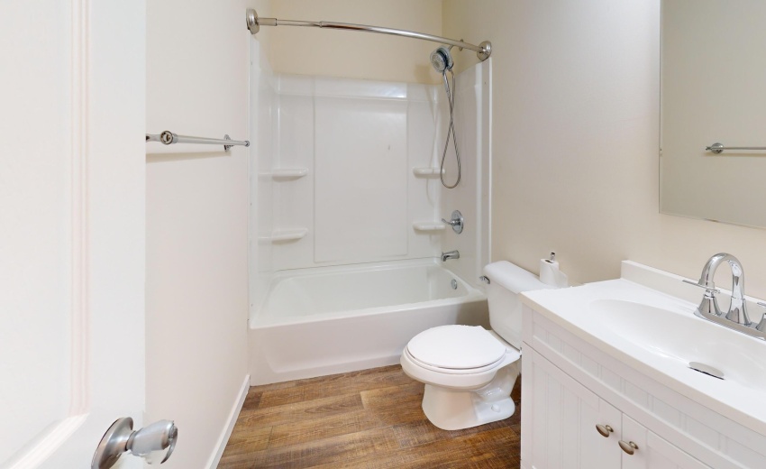 317-Redpath-Ave-Bathroom