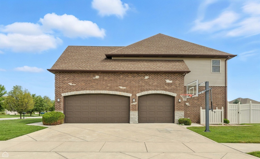 11-web-or-mls-9875 Aster Cove_011