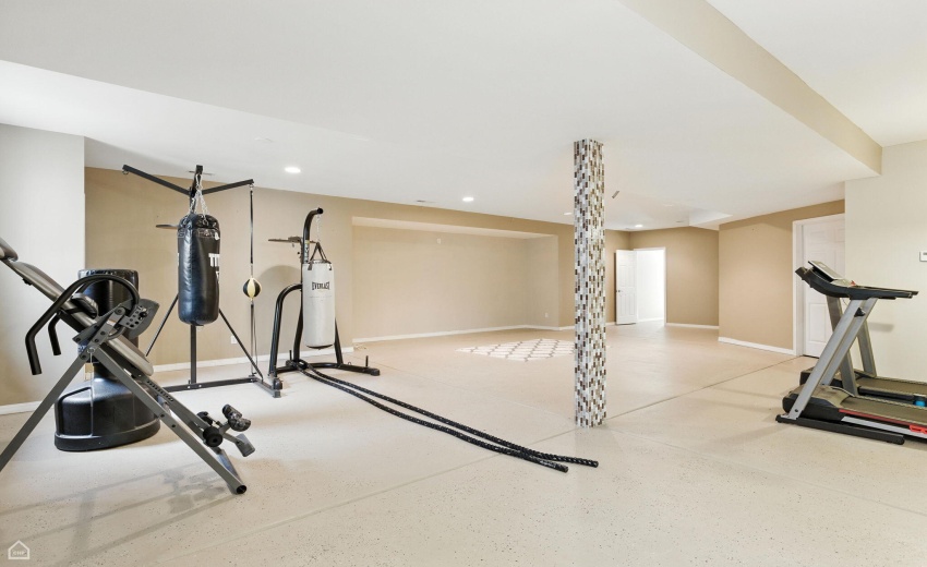 32-web-or-mls-9875 Aster Cove_032