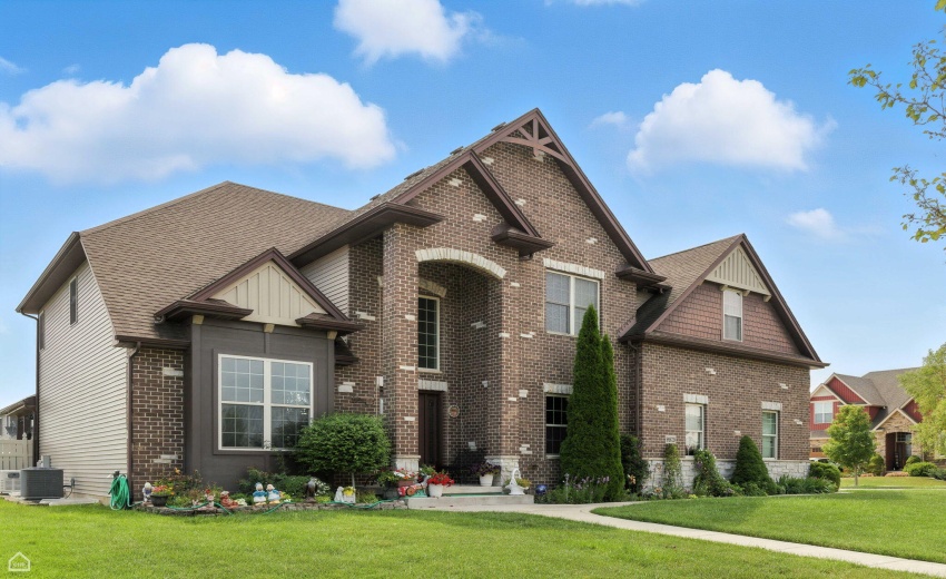 2-web-or-mls-9875 Aster Cove_002