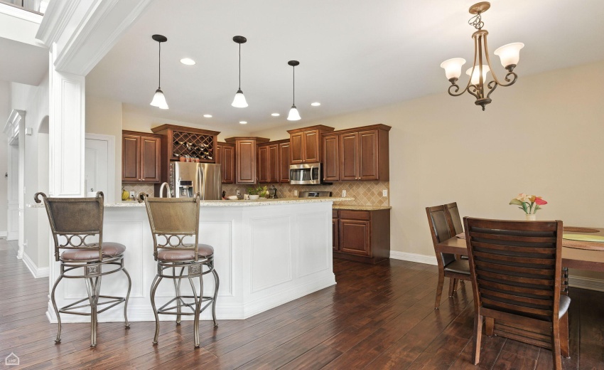 16-web-or-mls-9875 Aster Cove_016