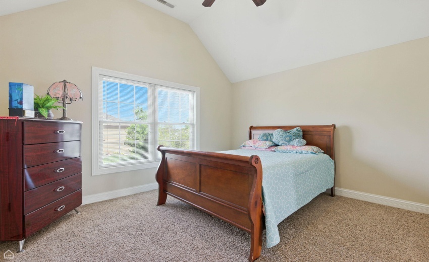 21-web-or-mls-9875 Aster Cove_021