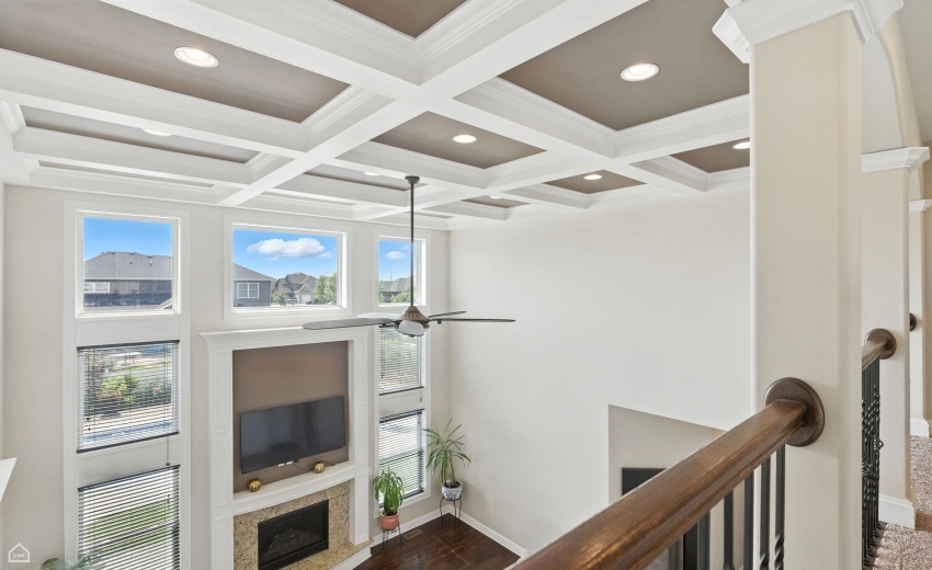 24-web-or-mls-9875 Aster Cove_024