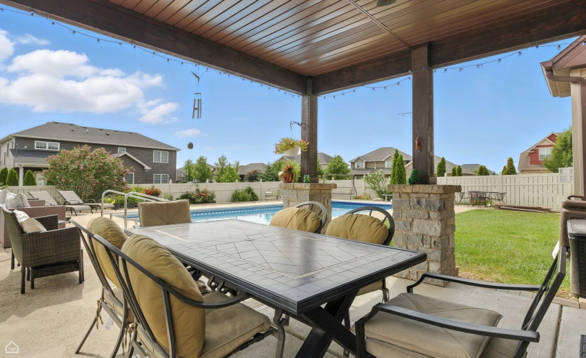 5-web-or-mls-9875 Aster Cove_005