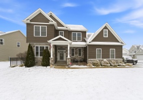 2102 Pradera Trail, Chesterton, Indiana, 5 Bedrooms Bedrooms, 10 Rooms Rooms,3 BathroomsBathrooms,Residential,For Sale,Pradera,NRA835651