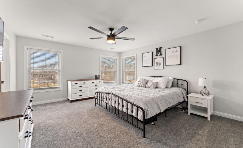 31-web-or-mls-32-print-DSC05126