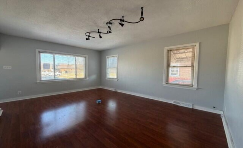 64a56f80-c59b-45fa-8c0a-44d6f5d0ce5c