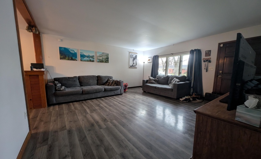 PXL_20260315_205227585