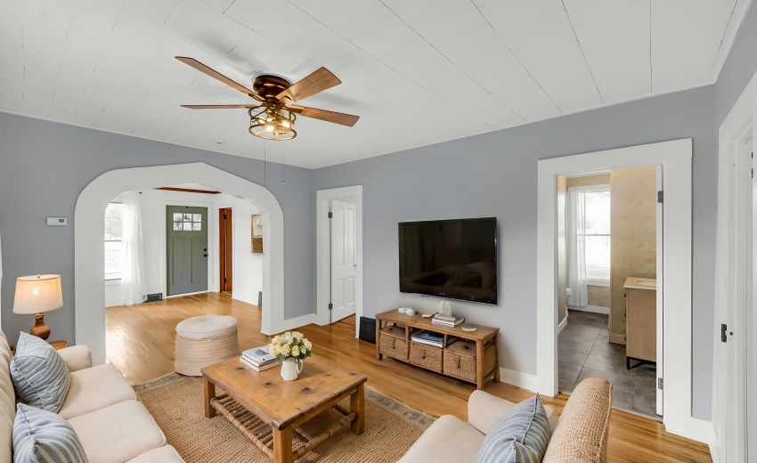 SMA02095 - Living Room - Farmhouse - 12