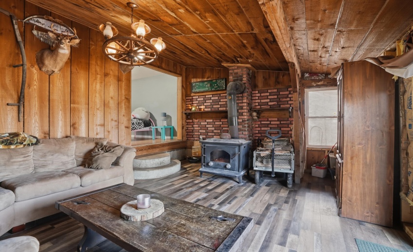 482EGroveStWheatfield_016