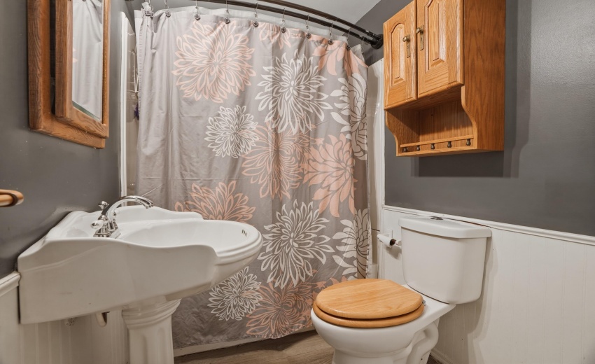 482EGroveStWheatfield_014