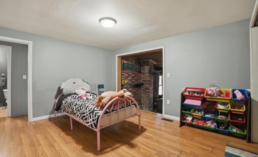 482EGroveStWheatfield_013