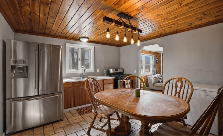 482EGroveStWheatfield_007