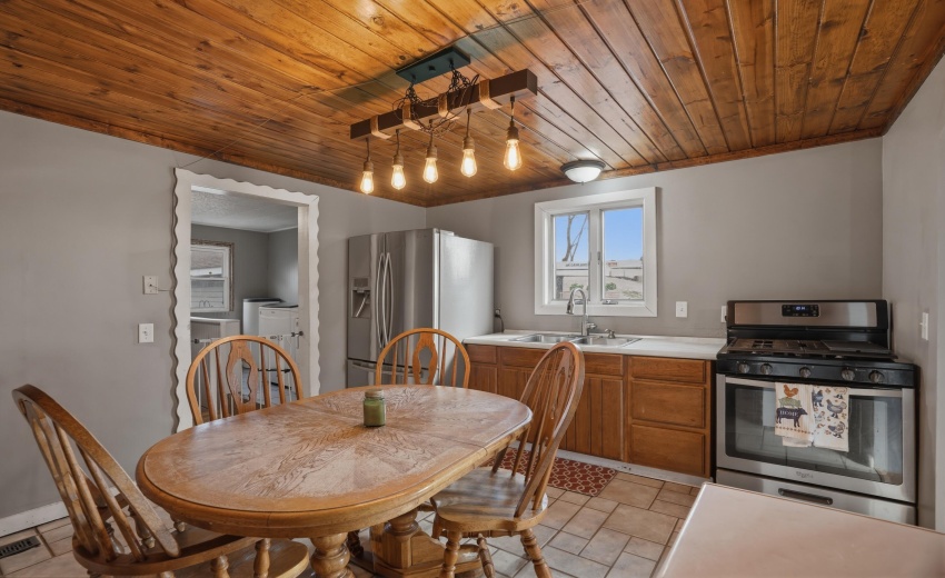 482EGroveStWheatfield_006