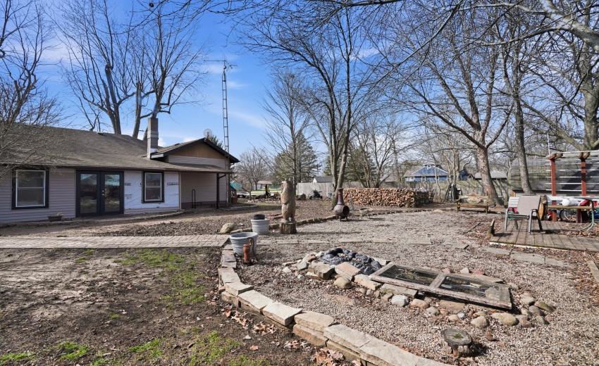 482EGroveStWheatfield_027