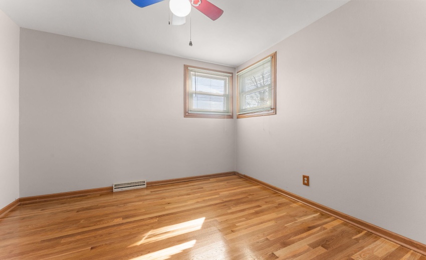 11-web-or-mls-DSC00558