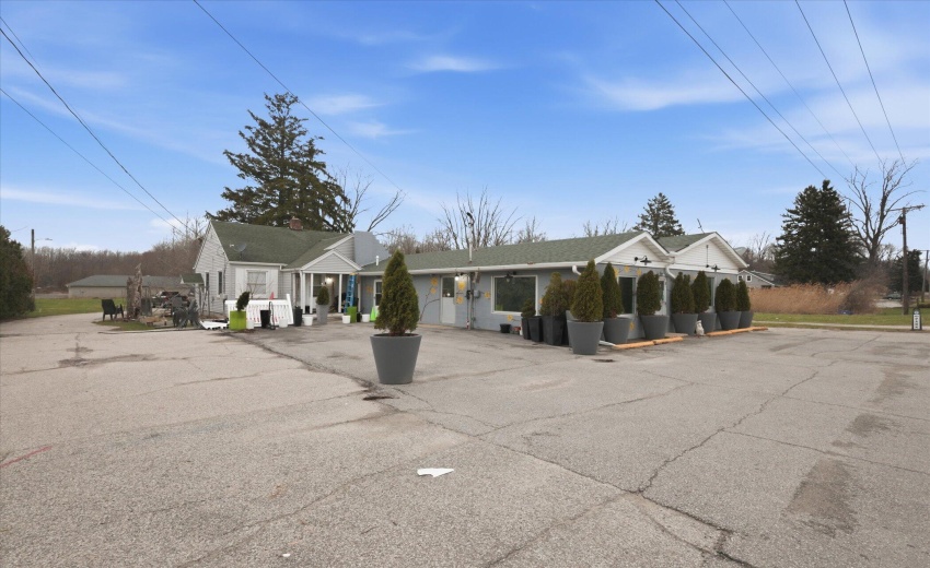 02-615-IN-212 Michigan-City-IN-46360-Win