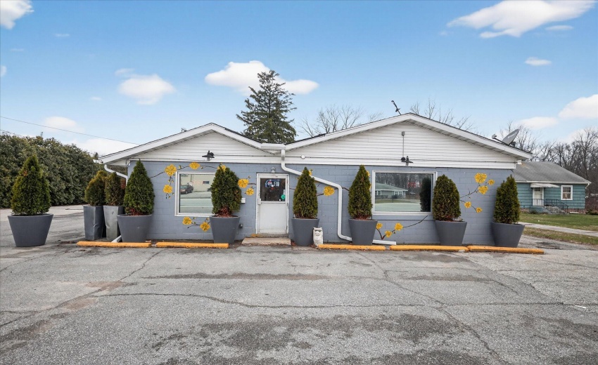 03-615-IN-212 Michigan-City-IN-46360-Win