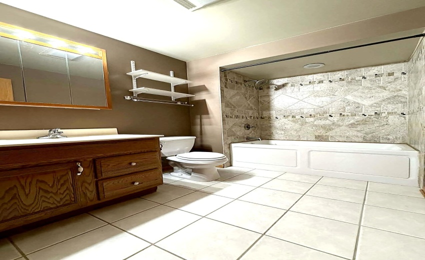 bathroom2_luxury_mls