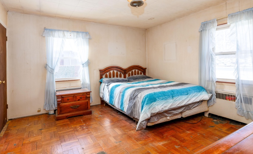 710 Second St Kentland-15