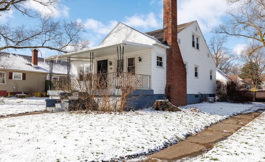 710 Second St Kentland-28