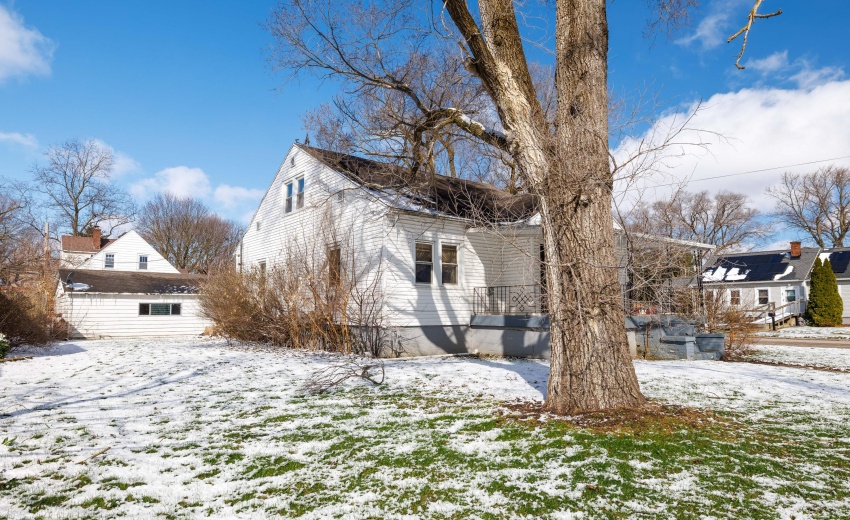 710 Second St Kentland-29