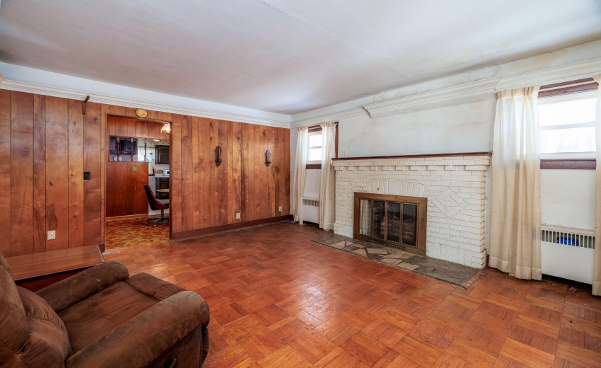 710 Second St Kentland-1