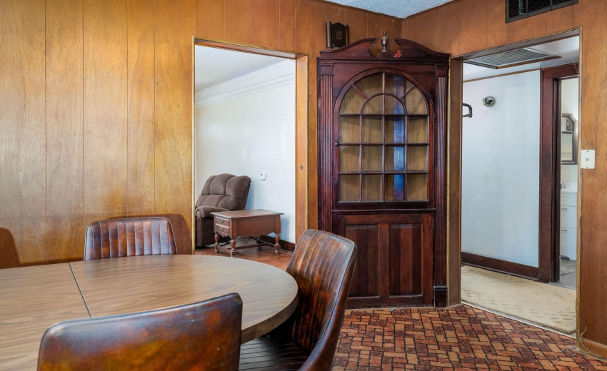 710 Second St Kentland-10