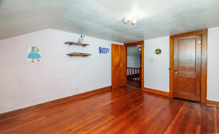 710 Second St Kentland-20