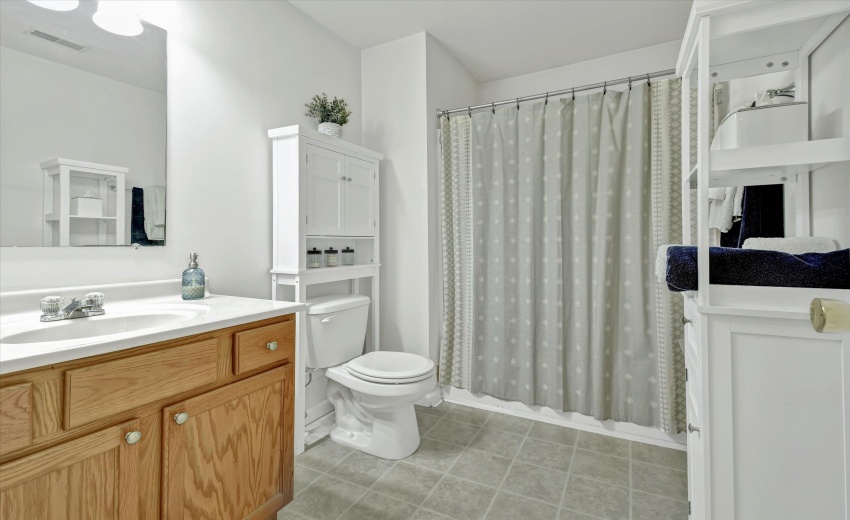 40-1814 Dalemont Way-31