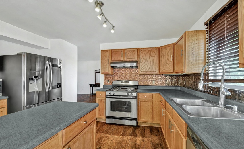 22-1814 Dalemont Way-13