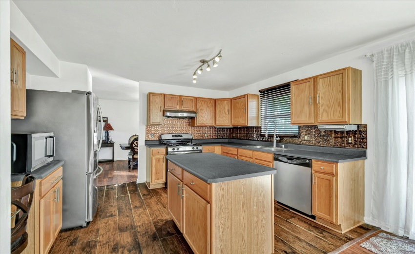 19-1814 Dalemont Way-10