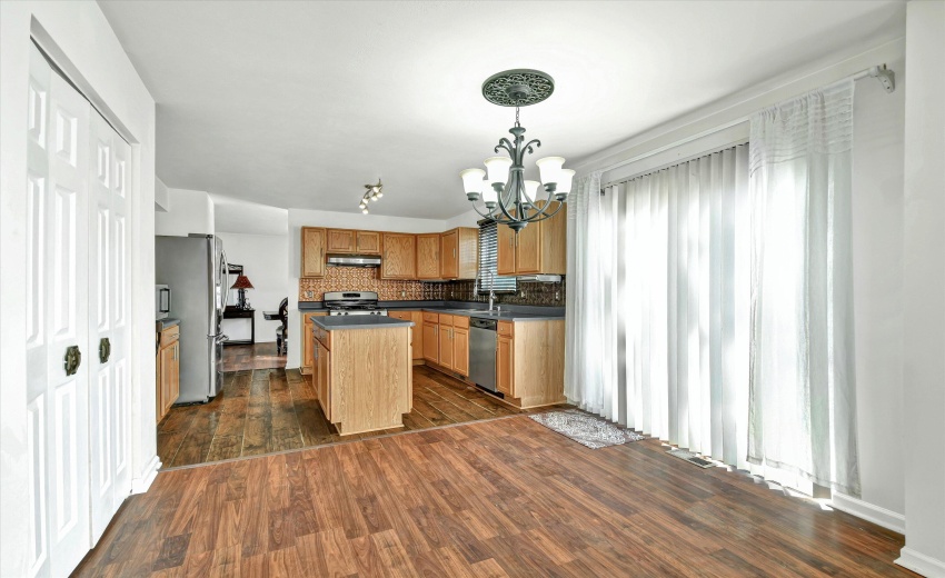 20-1814 Dalemont Way-11