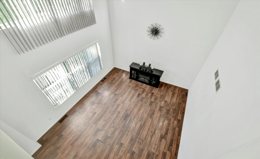 28-1814 Dalemont Way-19